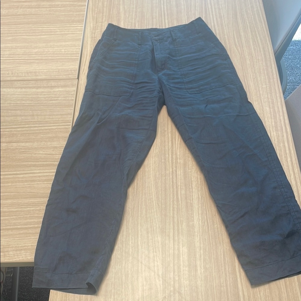 Ralph Lauren navy blue 100% linen Capri pants